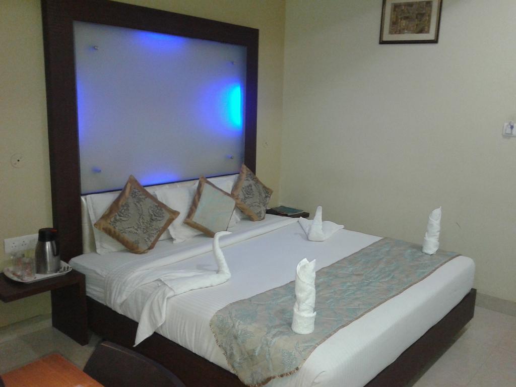 Hotel Simran Pride, Raipur Oda fotoğraf