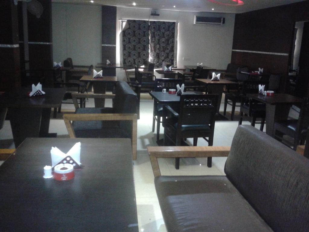Hotel Simran Pride, Raipur Dış mekan fotoğraf