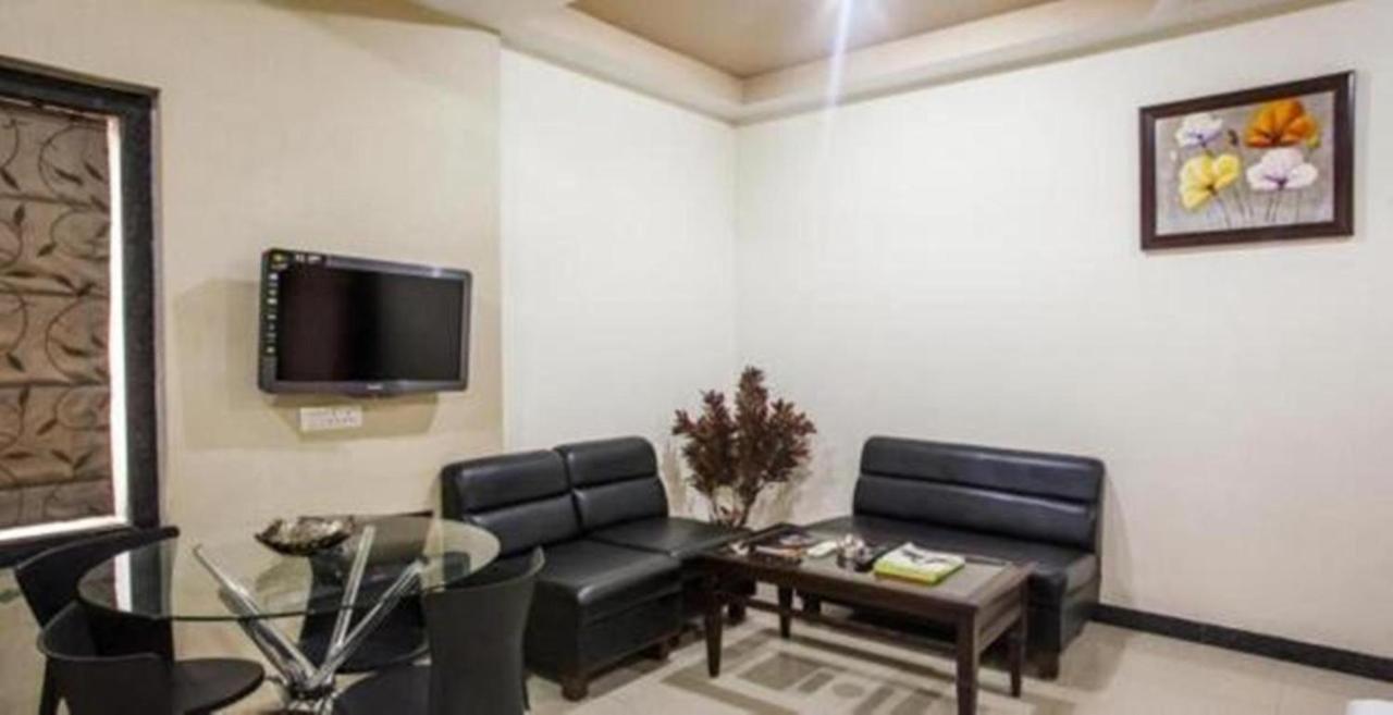 Hotel Simran Pride, Raipur Dış mekan fotoğraf
